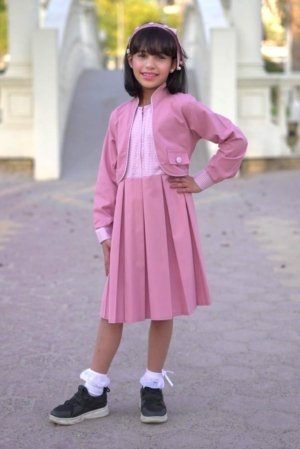 مريول مدرسة للمرحلة الابتدائية