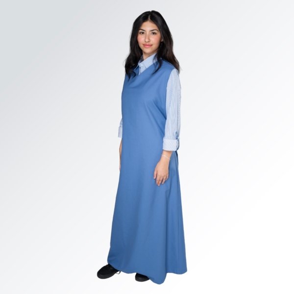⁦مريول مدرسة للمرحلة المتوسطة طويل - حفر وغولة مثلثة⁩ - الصورة ⁦3⁩