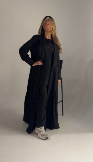 بدلة نسائي 3 قطع: بنطلون + قميص حفر + جاكيت