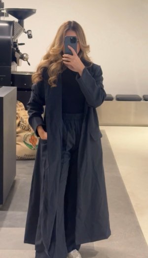 بدلة نسائي قطعتين: بنطلون وجاكيت